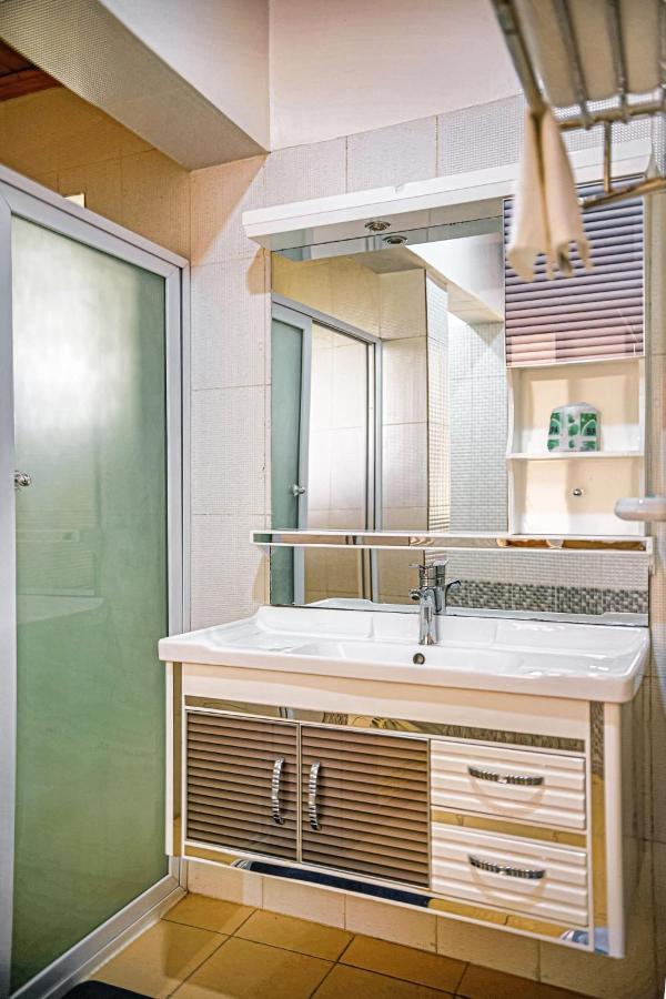 Ezra Boutique Hotel By Casa Africa Ltd Кигали Экстерьер фото